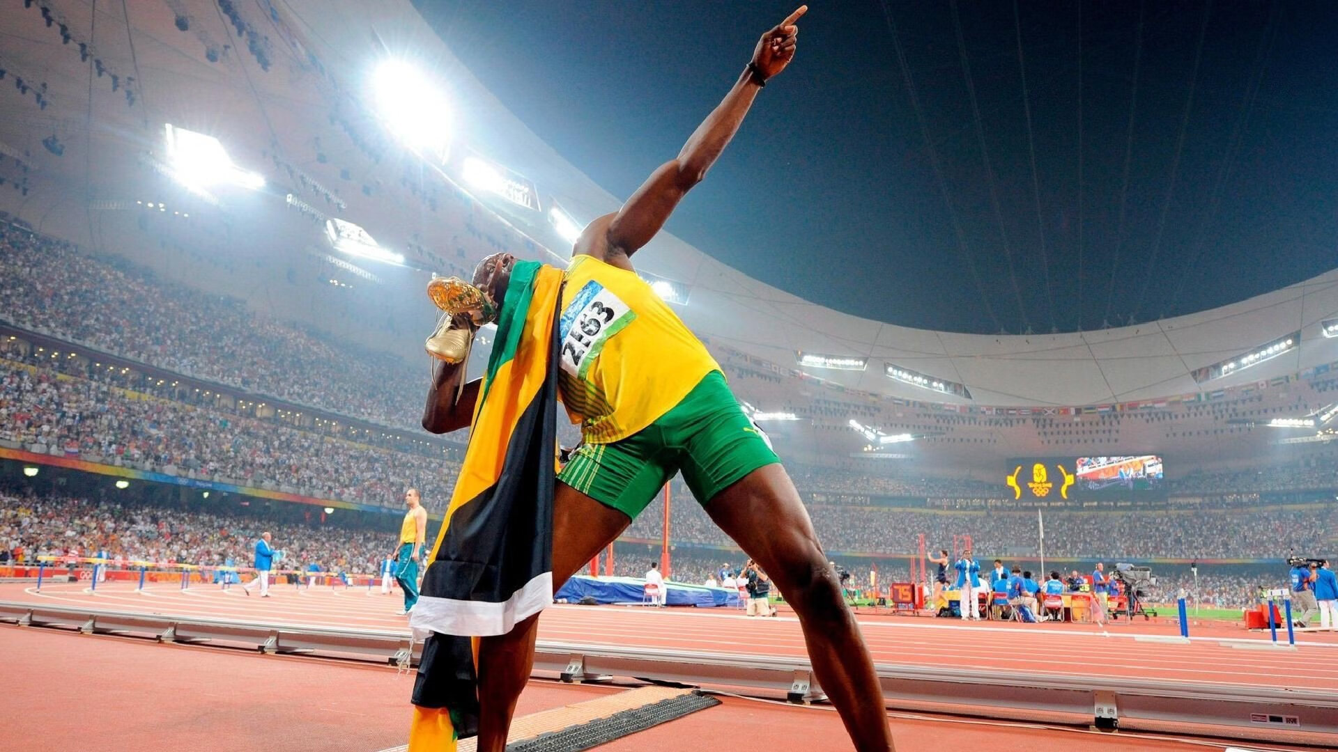 中国篮球运动员专项投篮技术动作分析，篮球运动员投篮的动作